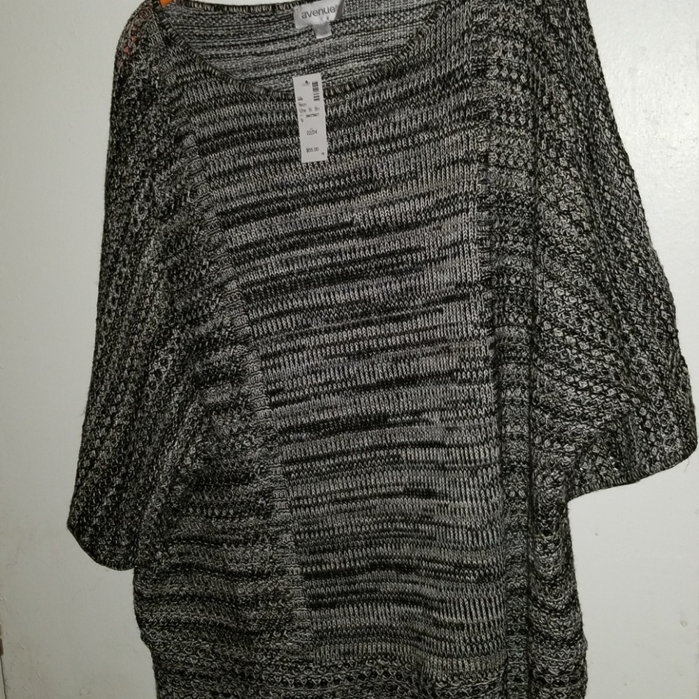 Womens plus sized sweater